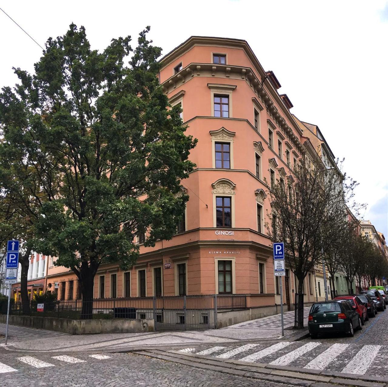Ginosi Elema Apartel Praga Esterno foto